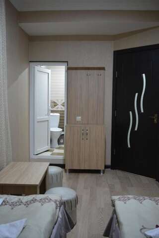 Гостевой дом Millennium Rabati Ахалцихе Двухместный номер с 1 кроватью и собственной ванной комнатой-6